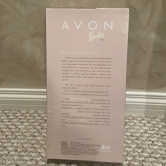 Avon Representative Barbie - Picture 2 of 2